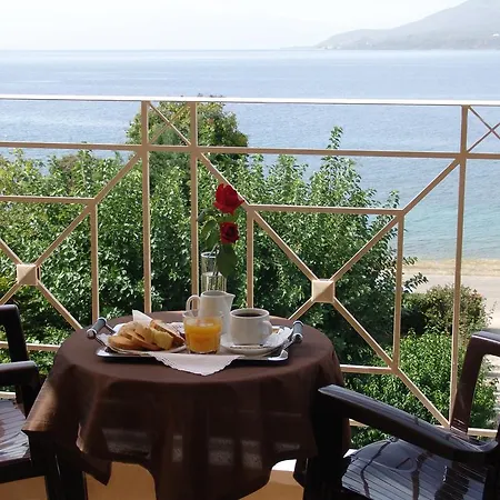 Szálloda Galini Lutrá Edipszú